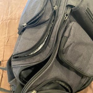 Diaperbag with cooling/ heat system & changing mat